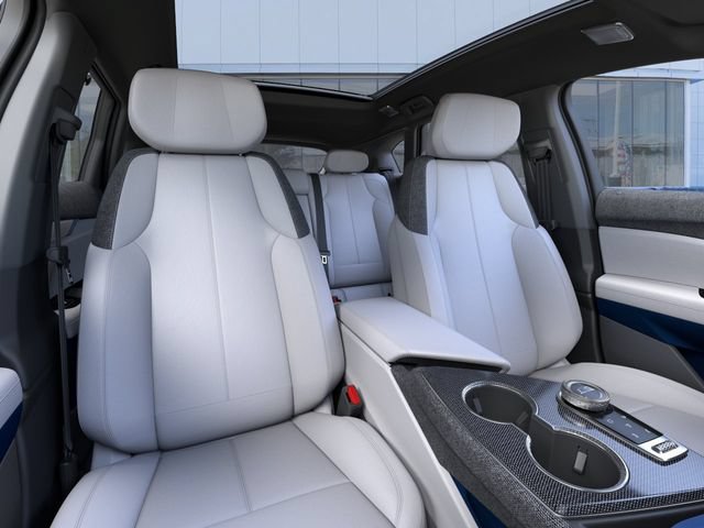 New 2027 Cadillac Optiq Luxury w/ LPO, Floor Liner Package AWD/4WD image 16