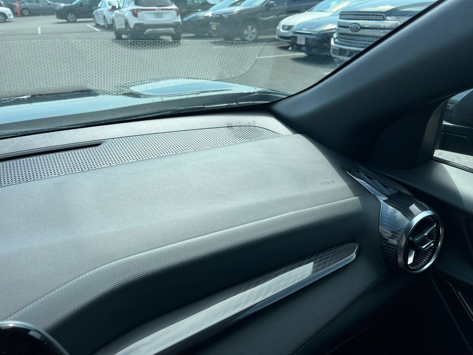 Used 2025 Chevrolet Equinox LT FWD image 35