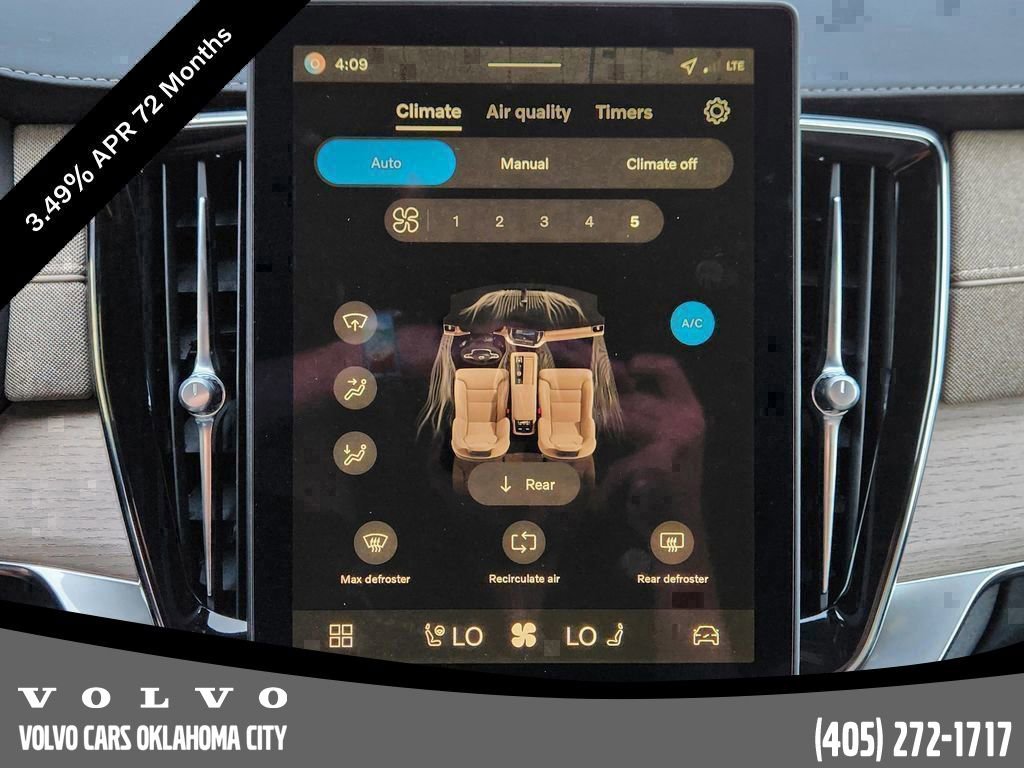 New 2026 Volvo XC90 B6 Plus w/ Protection Package Premier image 17