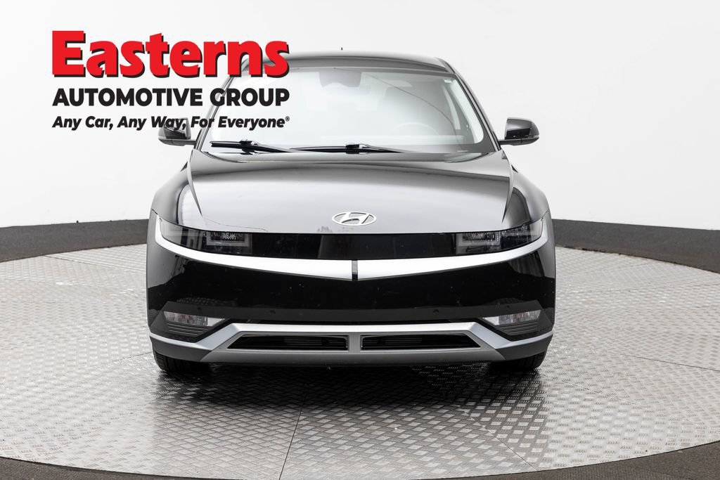 Used 2024 Hyundai Ioniq 5 SEL RWD image 2