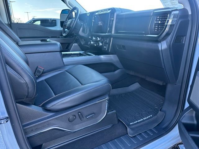 Used 2024 Ford F350 Lariat w/ FX4 Off-Road Package image 31