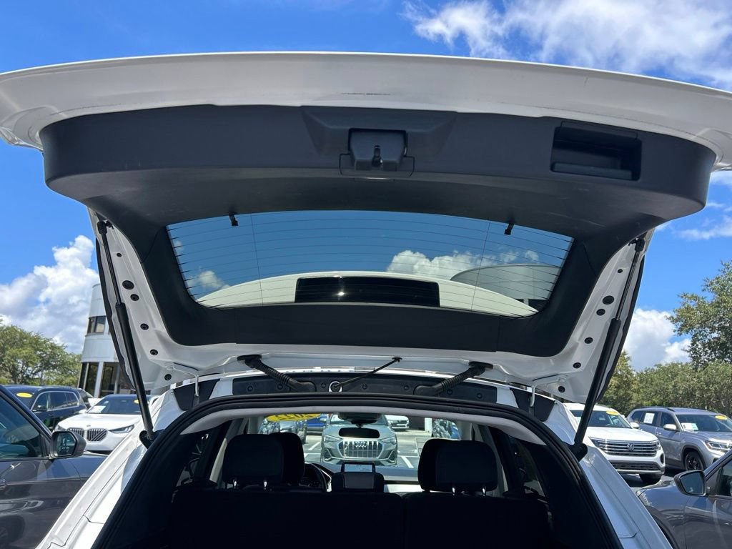 Used 2022 Ford Escape SE w/ SE Sport Appearance Package FWD image 49