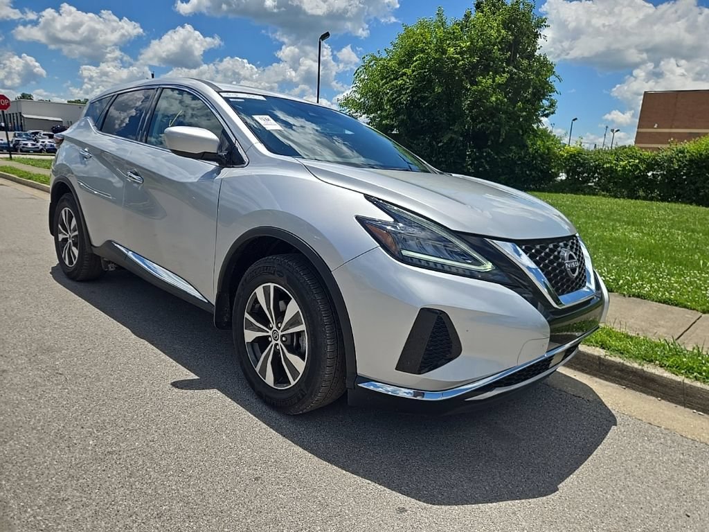 Used 2023 Nissan Murano S AWD/4WD image 2