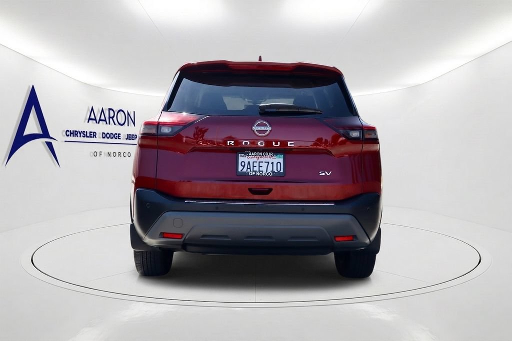 Used 2022 Nissan Rogue SV FWD image 5