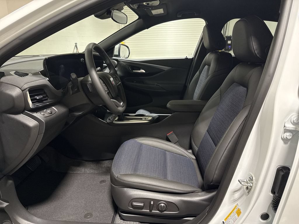New 2026 Buick Envista Preferred w/ Convenience I Package FWD image 19