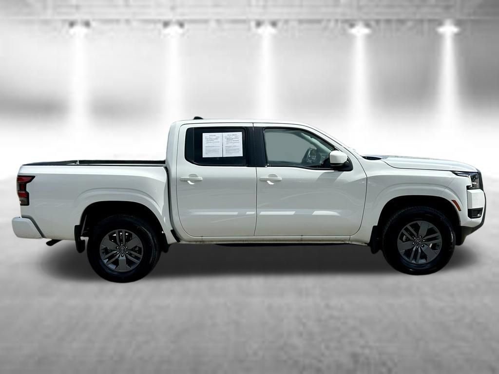 Certified 2025 Nissan Frontier SV AWD/4WD image 5
