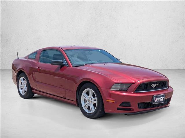 Used 2014 Ford Mustang Coupe RWD image 3