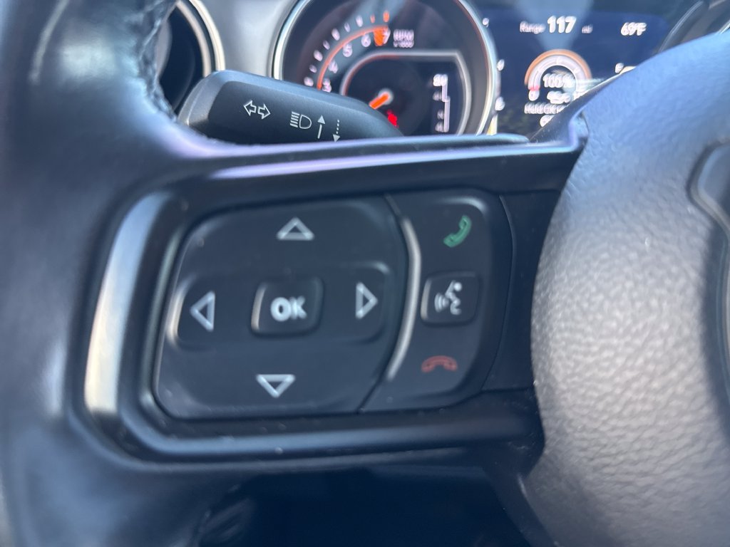 Used 2020 Jeep Gladiator Sport w/ Quick Order Package 24S AWD/4WD image 17