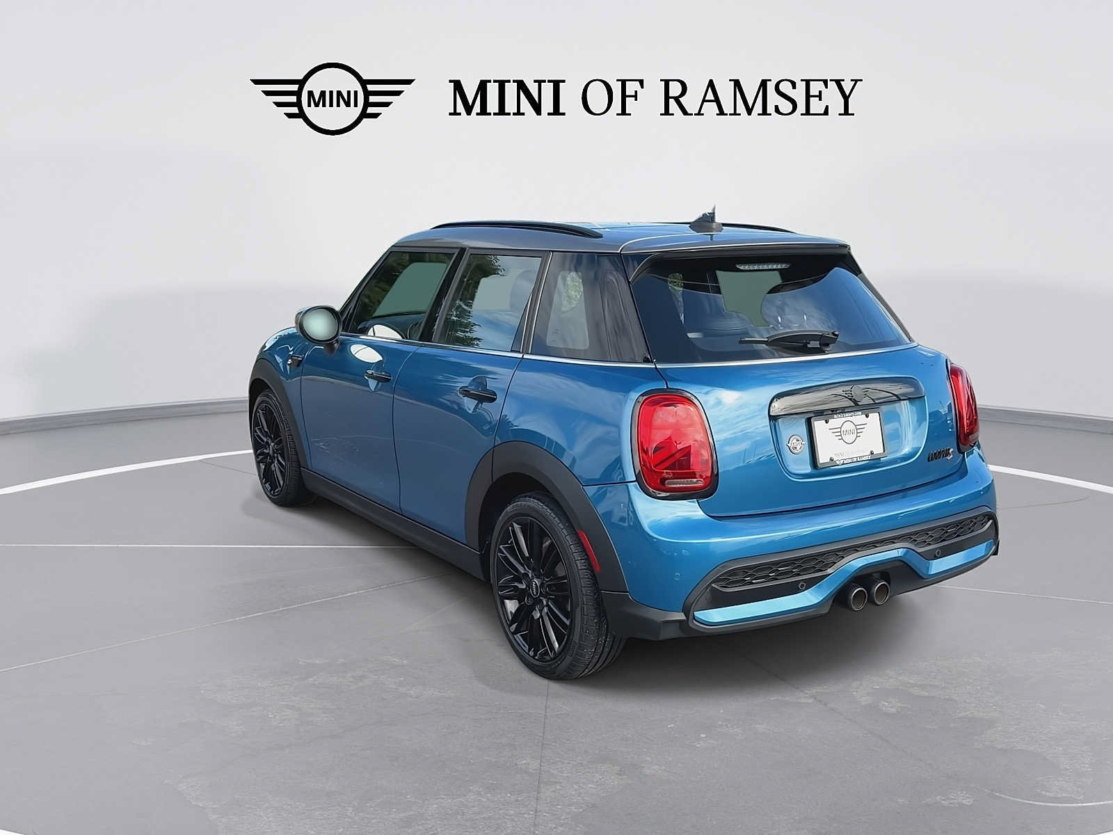 Used 2023 MINI Cooper S FWD image 6