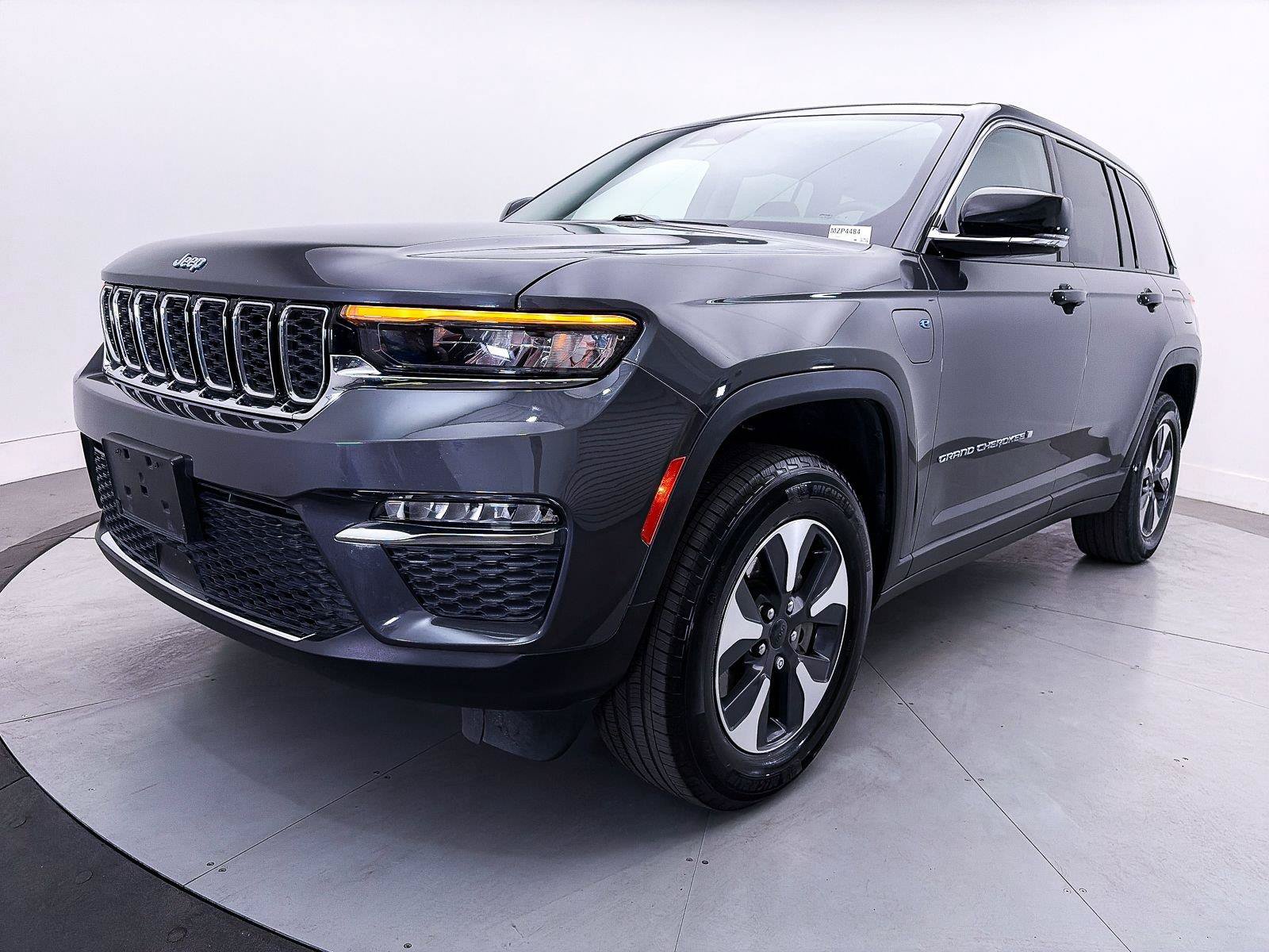 Used 2022 Jeep Grand Cherokee Limited 4xe AWD/4WD image 15
