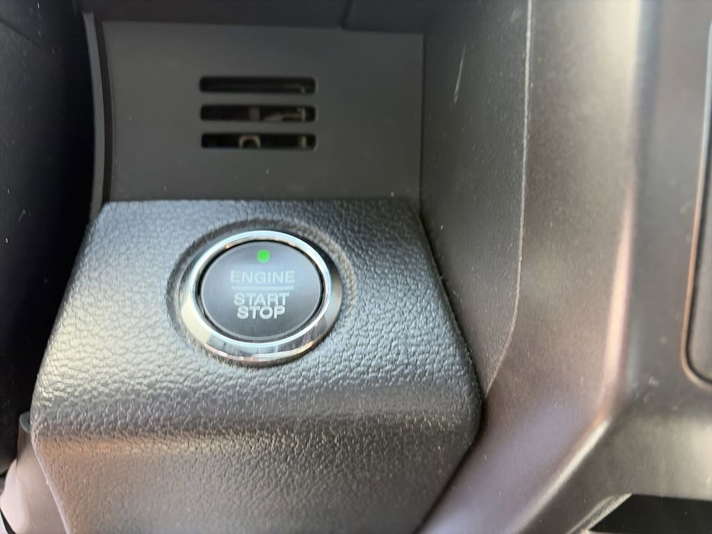 Used 2020 Ford Expedition Max Limited w/ Equipment Group 301A AWD/4WD image 29