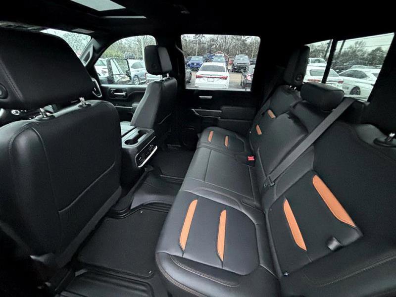 Used 2022 GMC Sierra 3500 AT4 w/ AT4 Premium Plus Package image 33