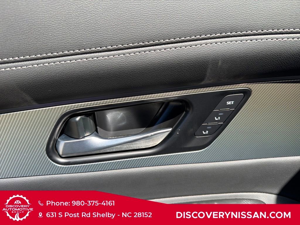 New 2026 Nissan Murano Platinum image 12
