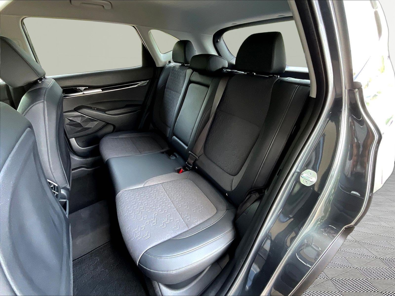 Used 2024 Kia Seltos S AWD/4WD image 21