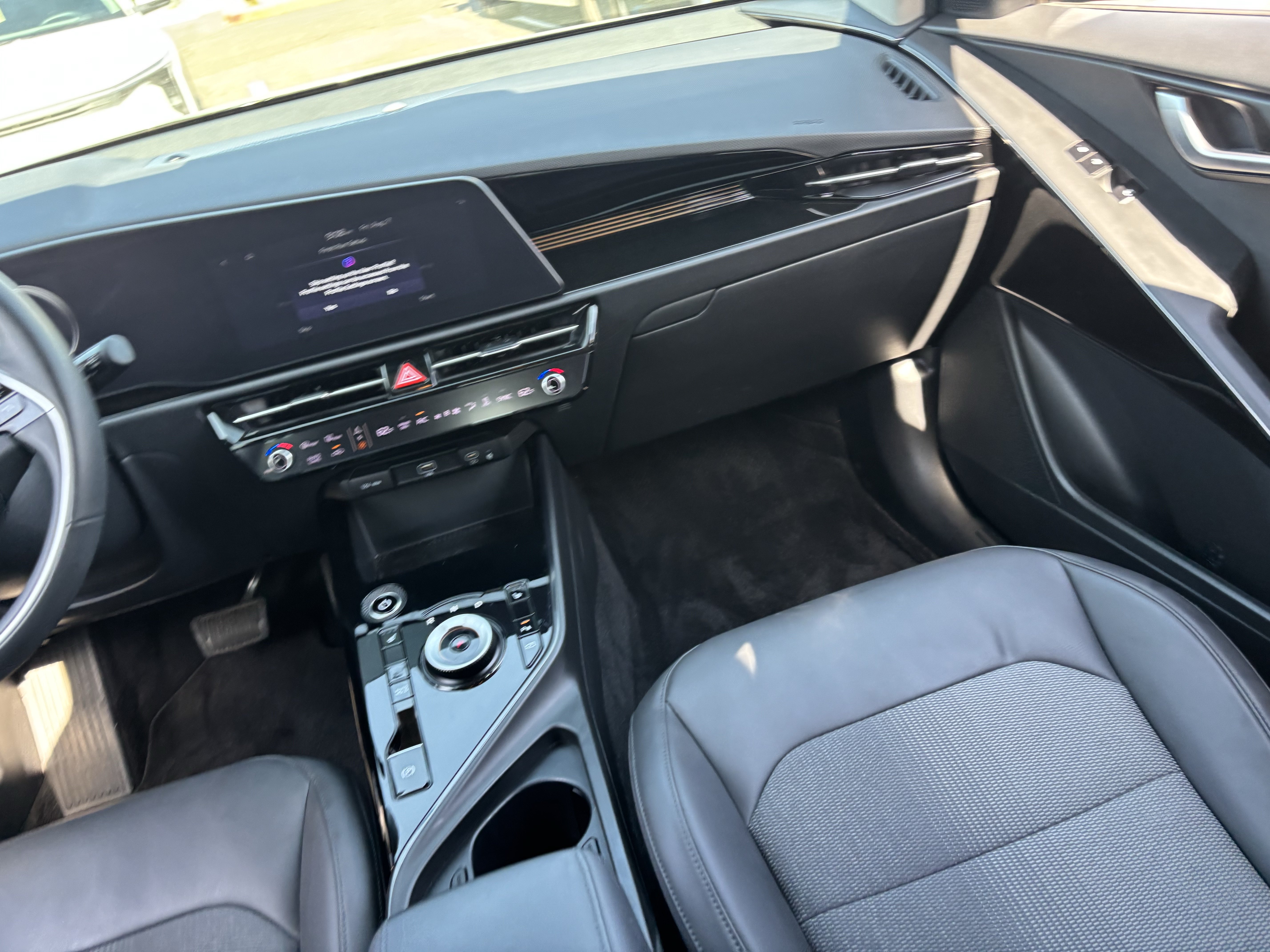 Certified 2023 Kia Niro Wind FWD image 14