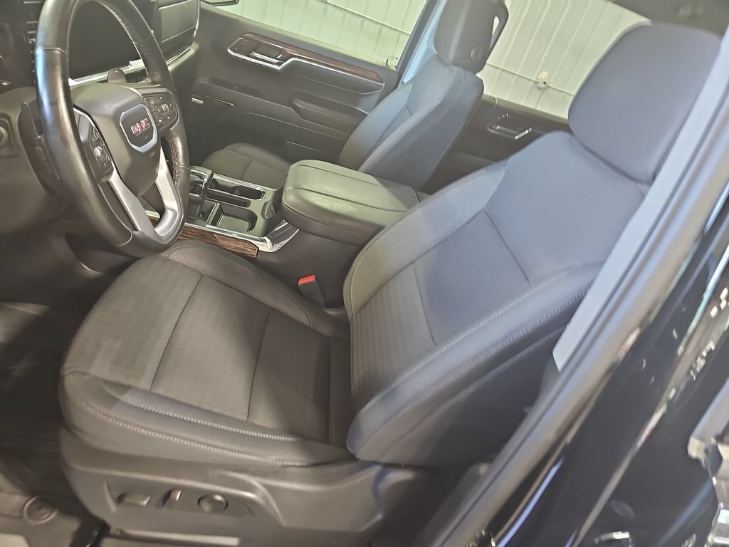 Used 2024 GMC Sierra 1500 Elevation w/ Preferred Package AWD/4WD image 14