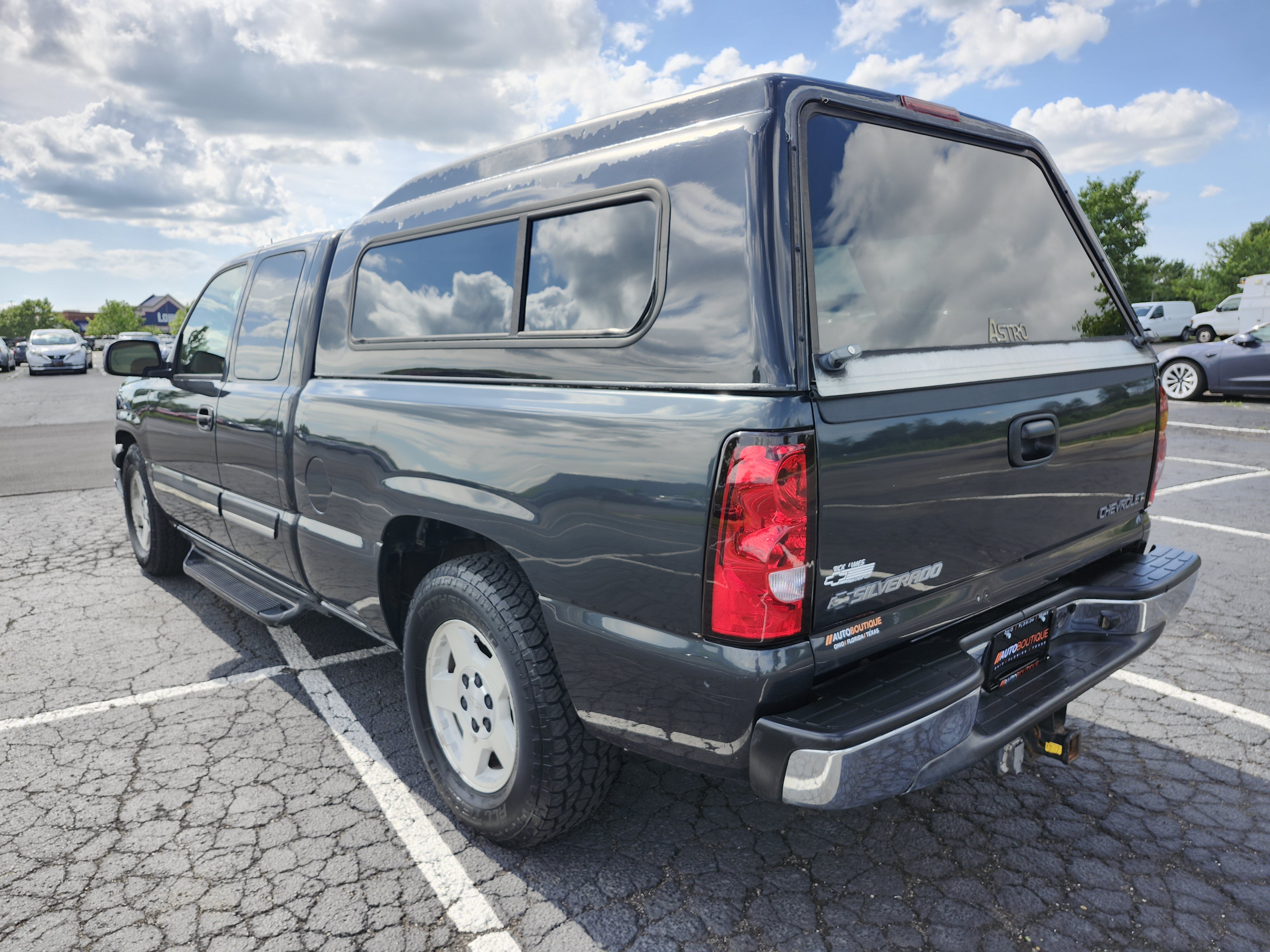 Used 2005 Chevrolet Silverado 1500 LS w/ Safe And Sound Package RWD image 14