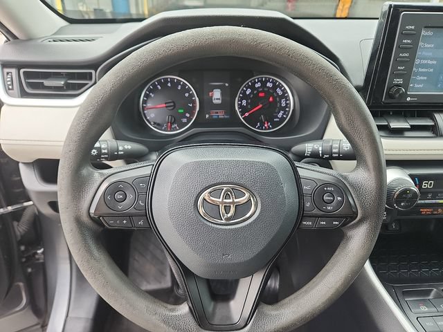 Used 2021 Toyota RAV4 XLE FWD image 13