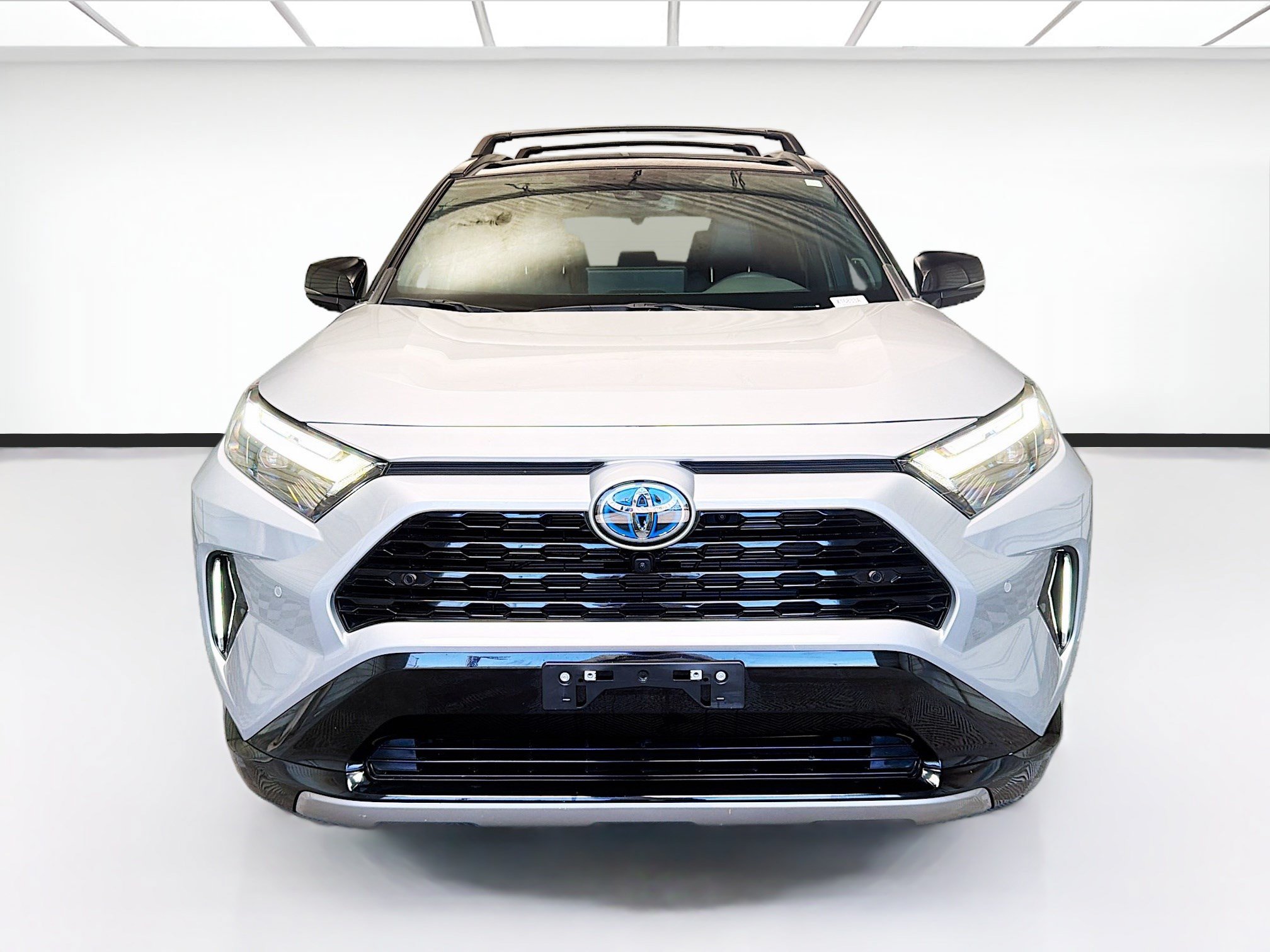 Used 2024 Toyota RAV4 XSE w/ Advanced Technology Package AWD/4WD image 2