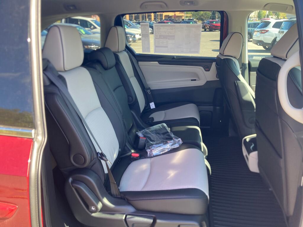 New 2026 Honda Odyssey Elite image 6