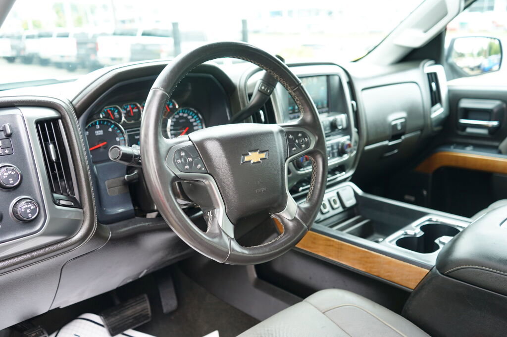 Used 2018 Chevrolet Silverado 1500 LTZ w/ LTZ Plus Package image 10