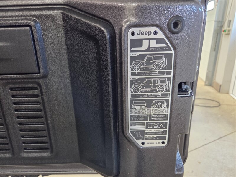 Used 2022 Jeep Wrangler Unlimited Sport AWD/4WD image 45