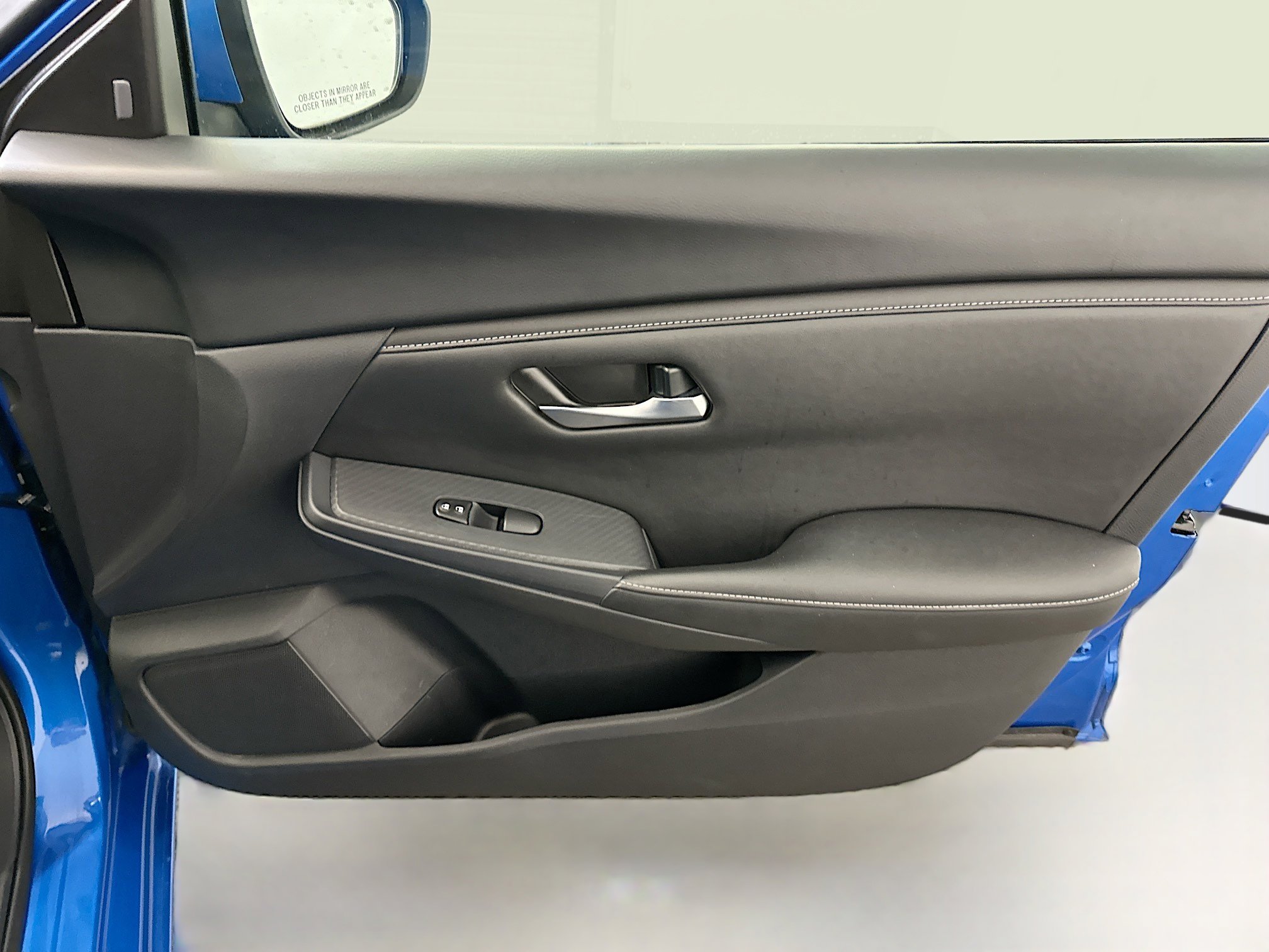 Used 2024 Nissan Sentra SV image 32