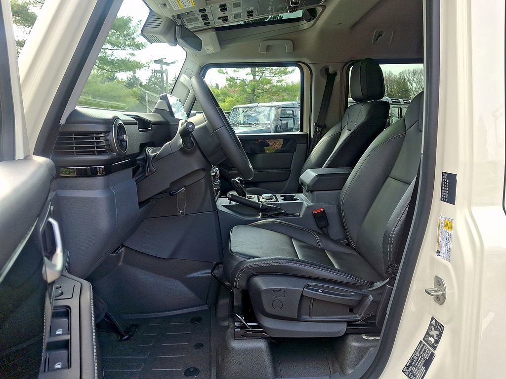 Used 2026 INEOS Grenadier Fieldmaster Edition image 13