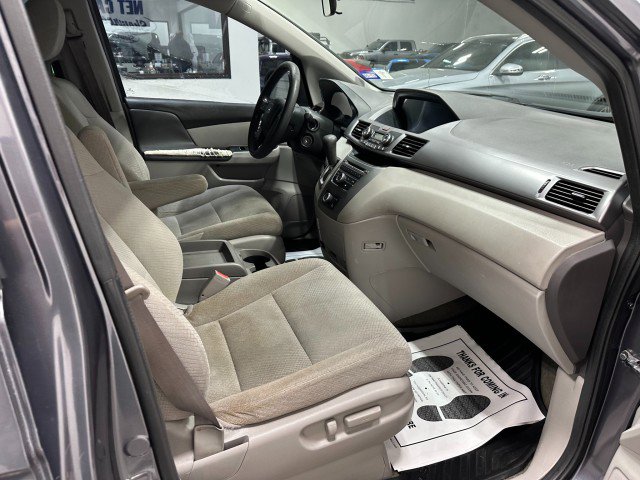 Used 2014 Honda Odyssey LX image 22