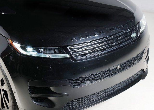 Used 2025 Land Rover Range Rover Sport Dynamic SE image 28