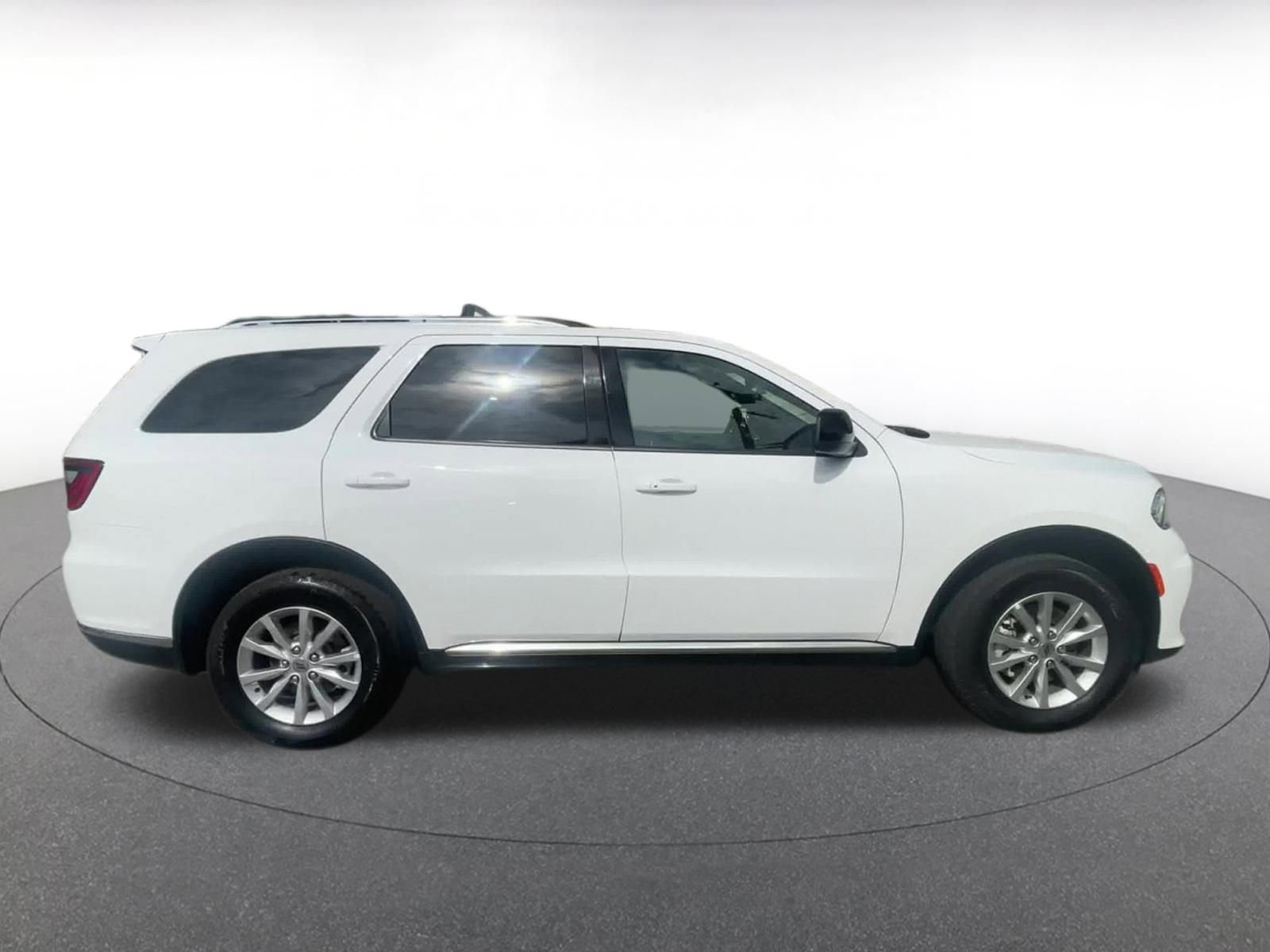 Used 2024 Dodge Durango SXT image 16