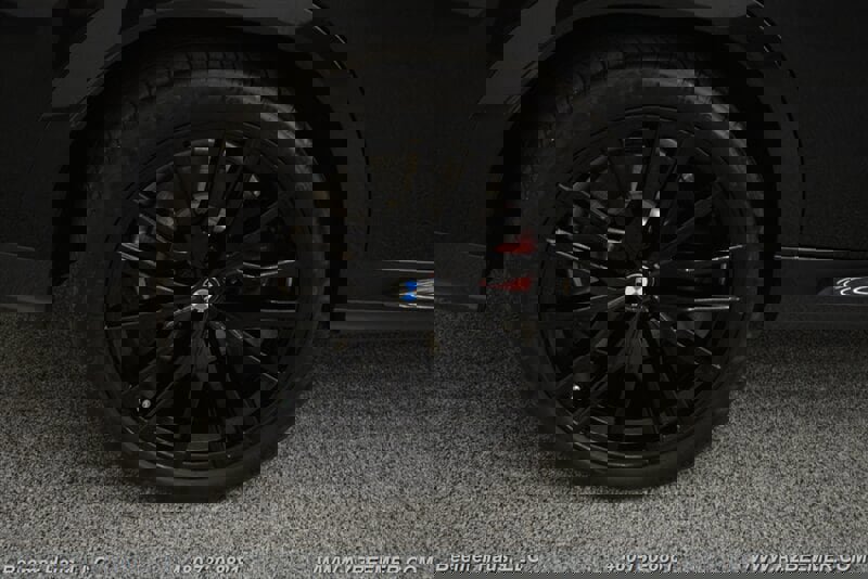 Used 2024 BMW X6 M60i w/ Dynamic Handling Package image 44