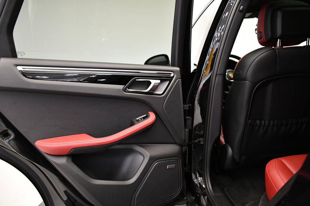 Used 2023 Porsche Macan S image 42