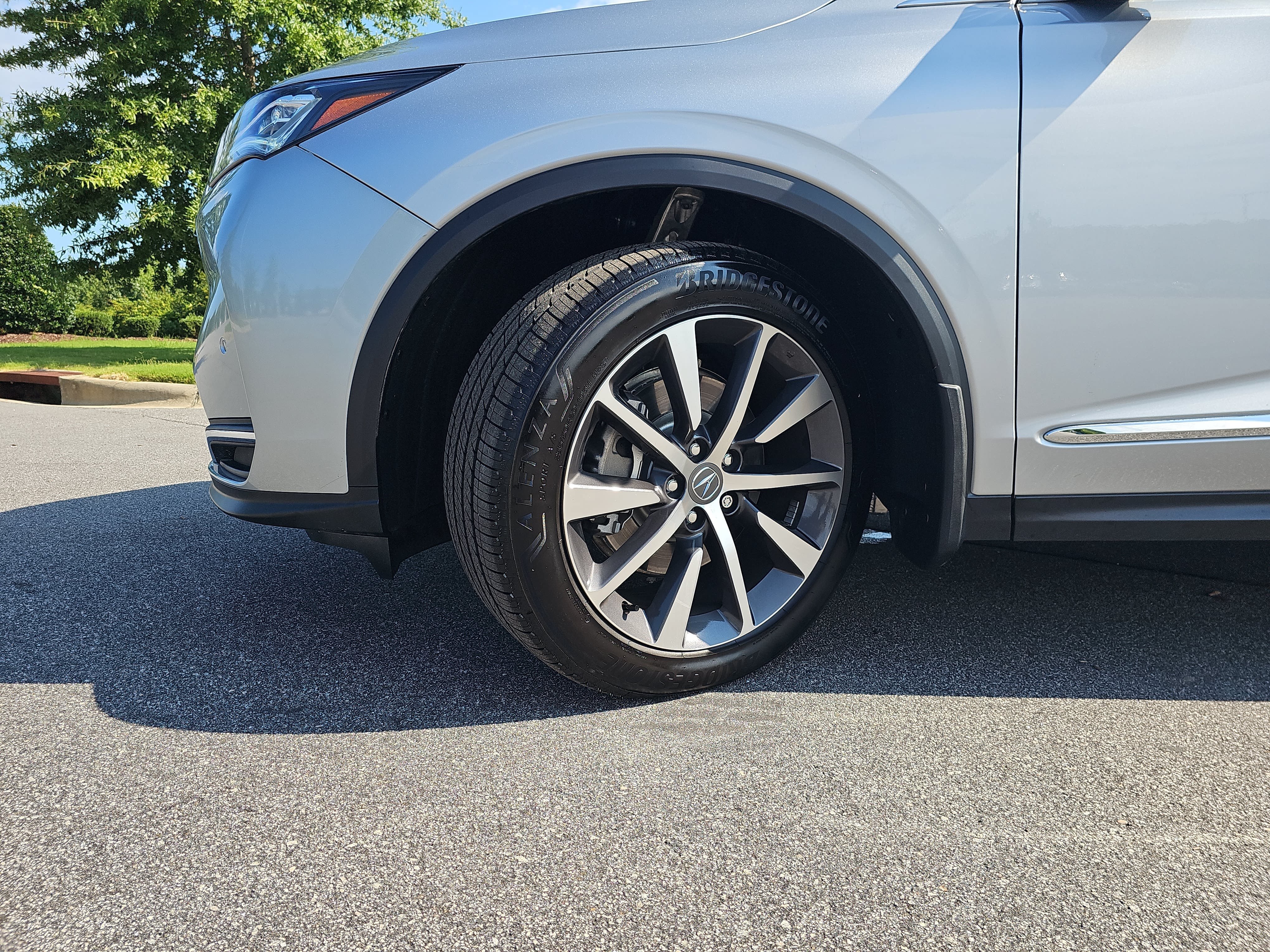 Certified 2026 Acura MDX w/ Technology Package FWD image 33