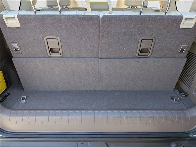 Used 2018 Lexus GX 460 Premium w/ Premium Package AWD/4WD image 6