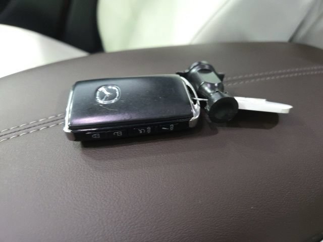 Used 2021 MAZDA CX-30 AWD 2.5 S w/ Premium Package image 35
