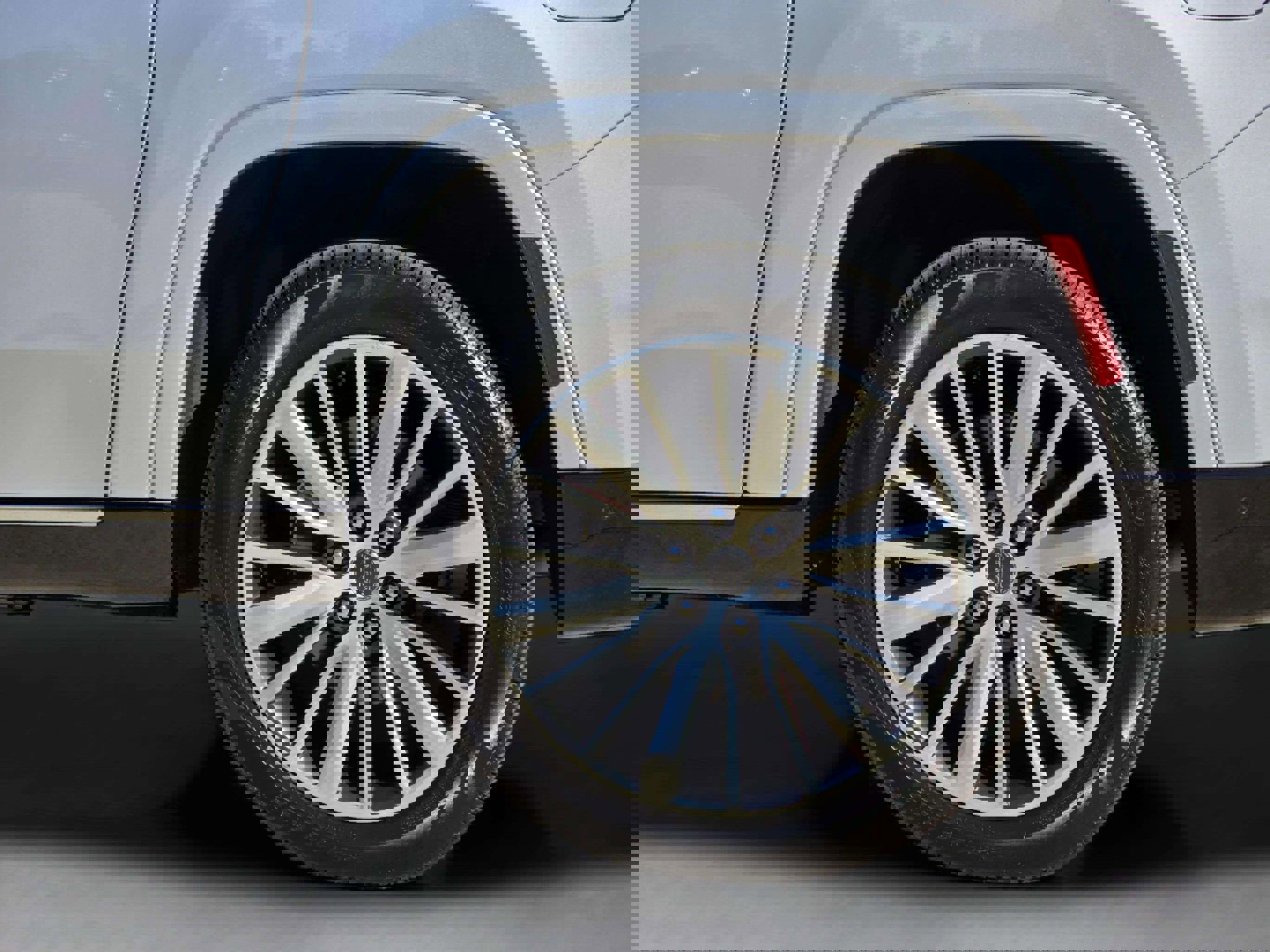 Used 2024 Jeep Grand Wagoneer L Series III image 17