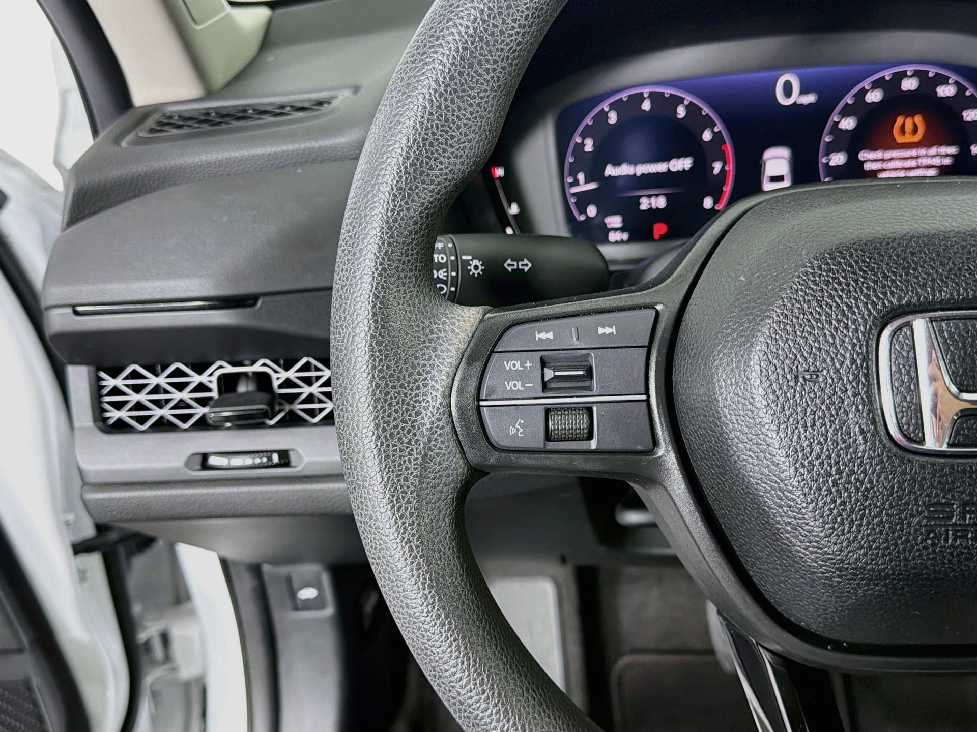 Used 2023 Honda Accord LX image 31