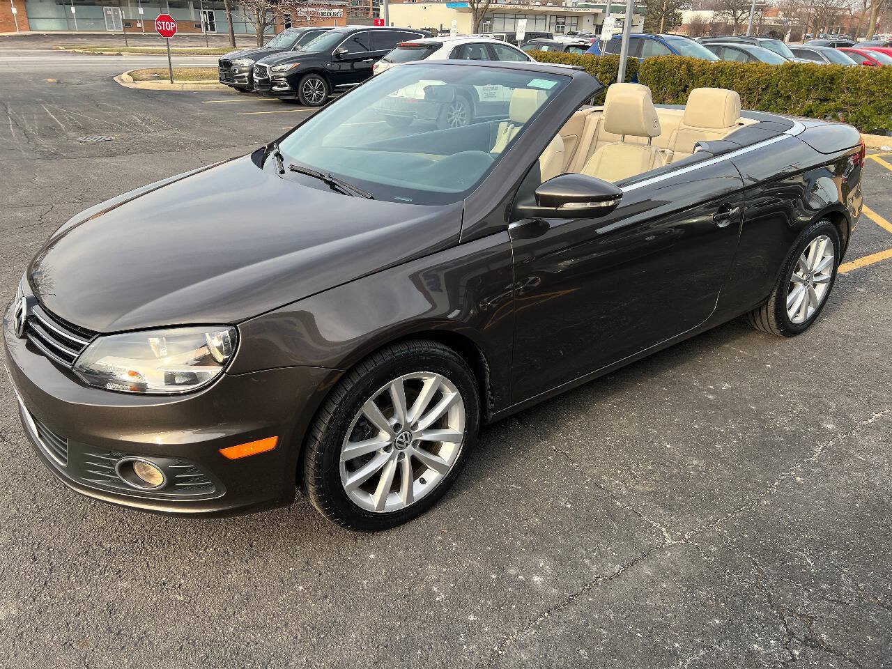 Used 2013 Volkswagen Eos Komfort FWD image 7