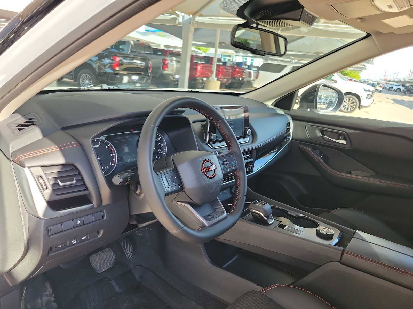 Used 2026 Nissan Rogue SV w/ Rock Creek Premium Package AWD/4WD image 10