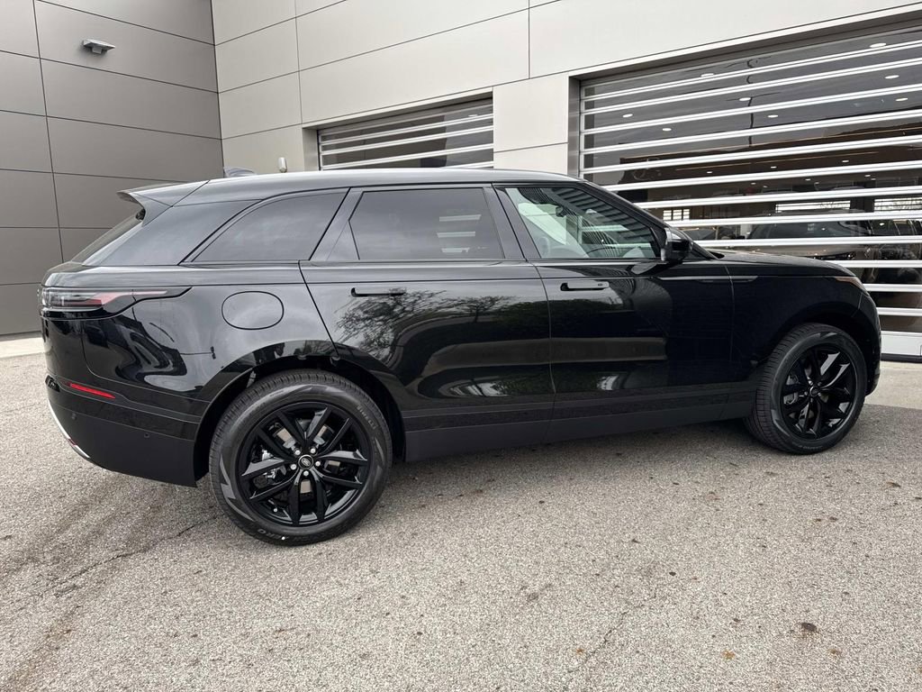 New 2026 Land Rover Range Rover Velar S AWD/4WD image 7