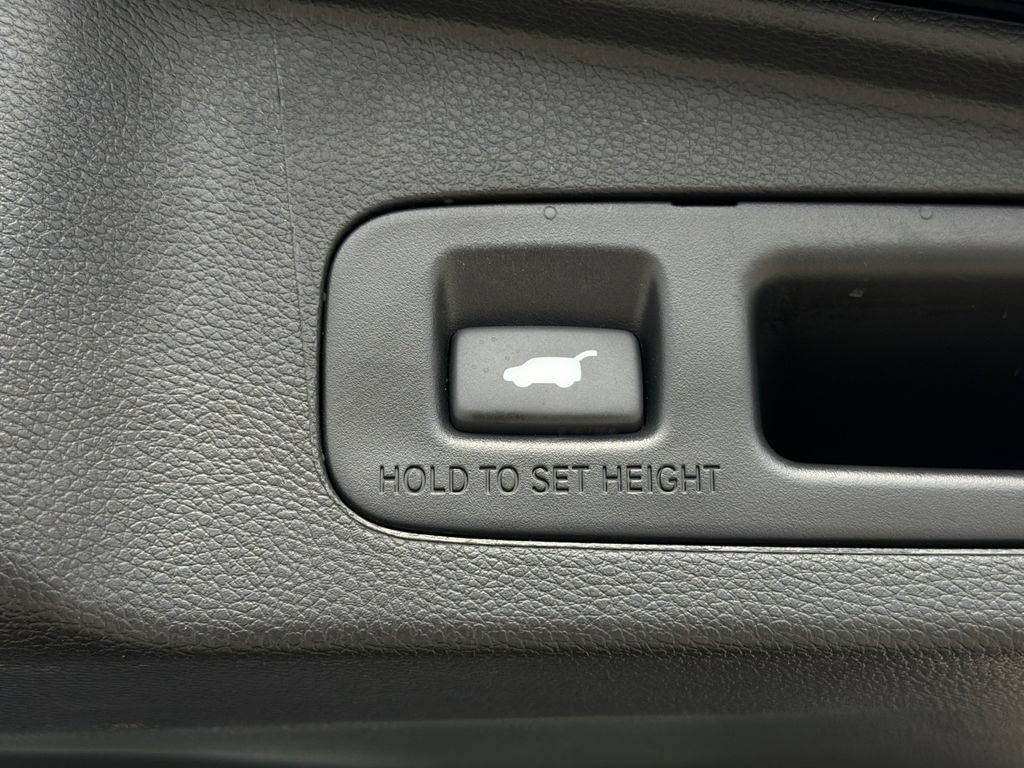 Used 2020 Honda CR-V EX-L image 7