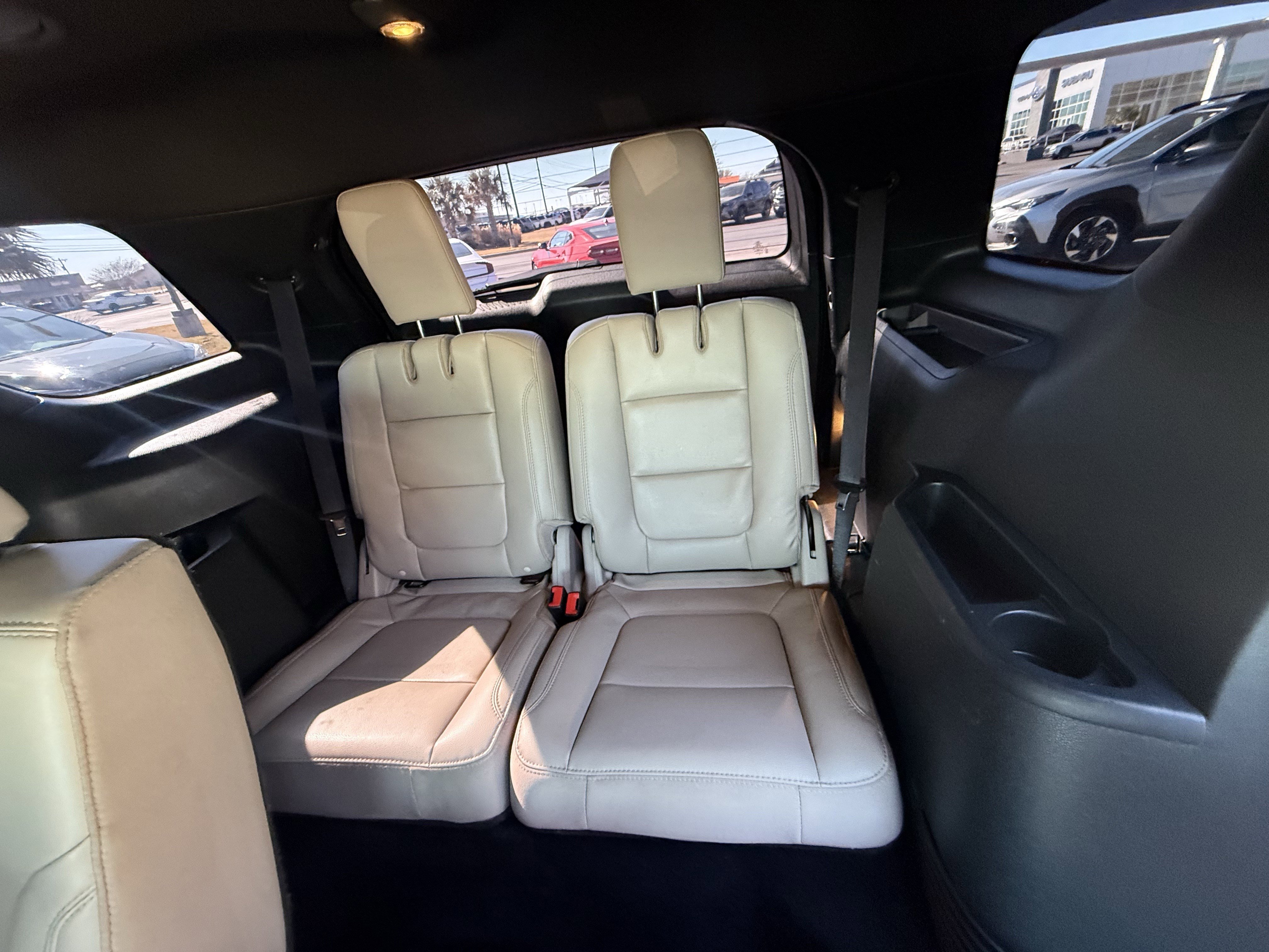 Used 2019 Ford Explorer XLT w/ Equipment Group 202A image 14