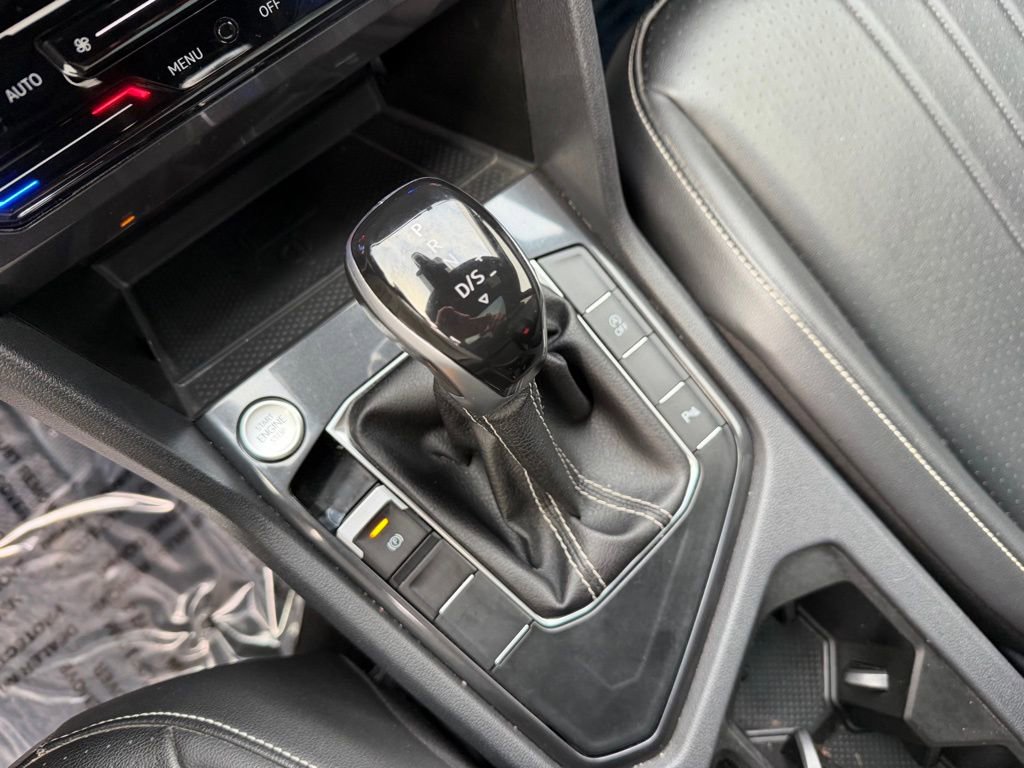 Used 2024 Volkswagen Tiguan SE R-Line image 26