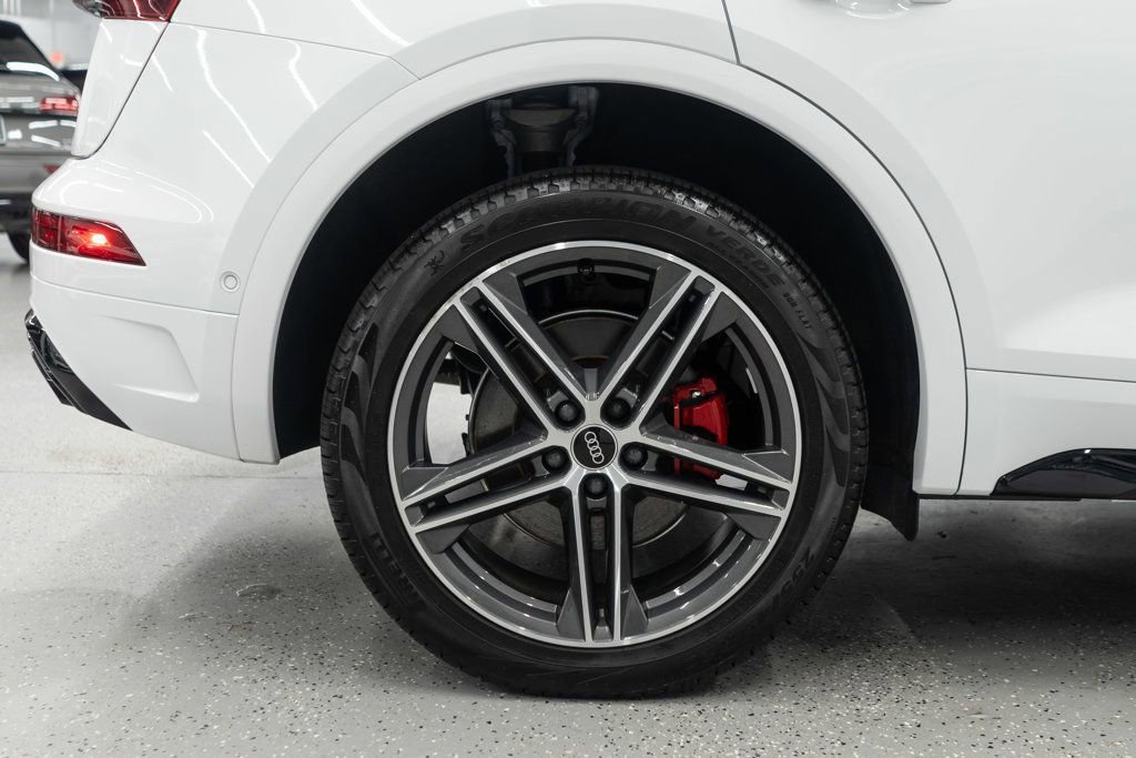 Used 2024 Audi Q5 e Prestige image 44