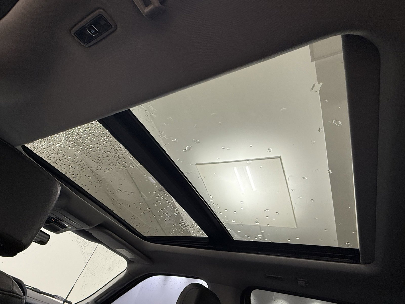 Used 2022 Ford F150 Lariat w/ Equipment Group 502A High image 27