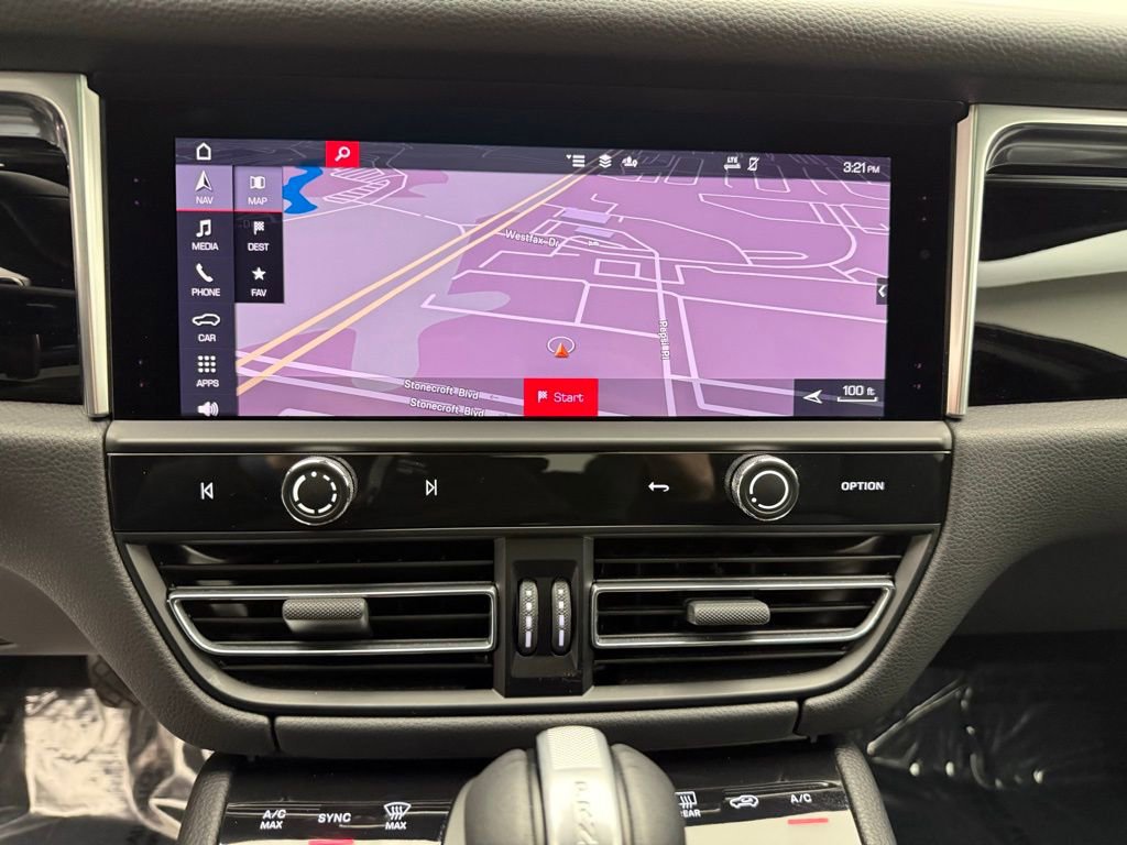 Used 2024 Porsche Macan S image 18