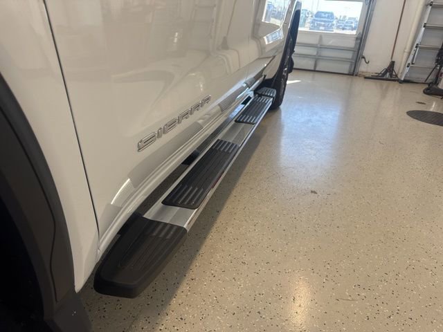 New 2026 GMC Sierra 1500 SLE w/ X31 Off-Road Package image 10