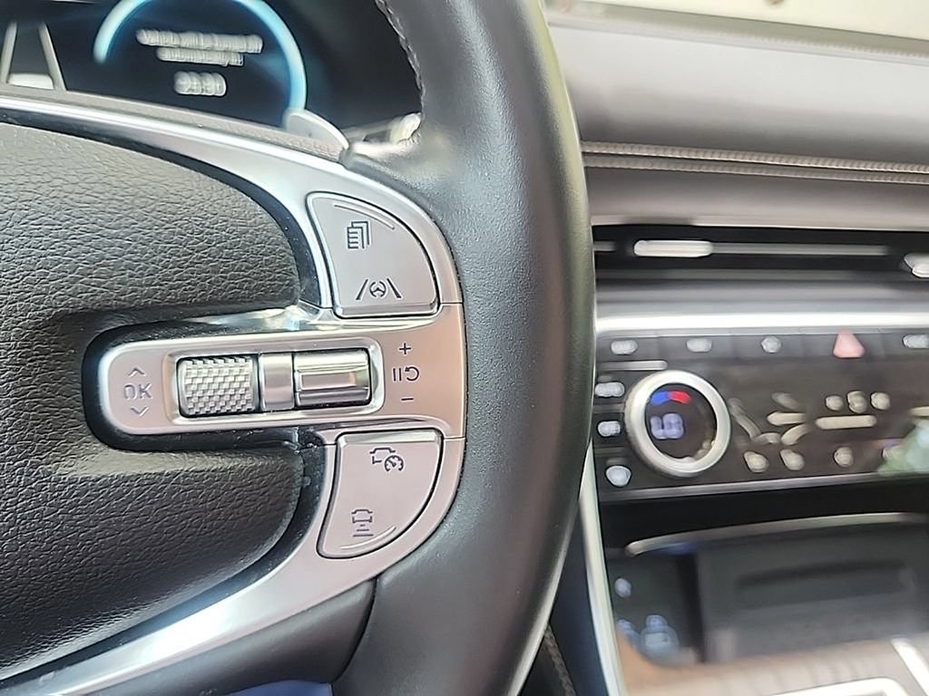 Used 2024 Genesis GV80 2.5T w/ Prestige Package AWD/4WD image 10