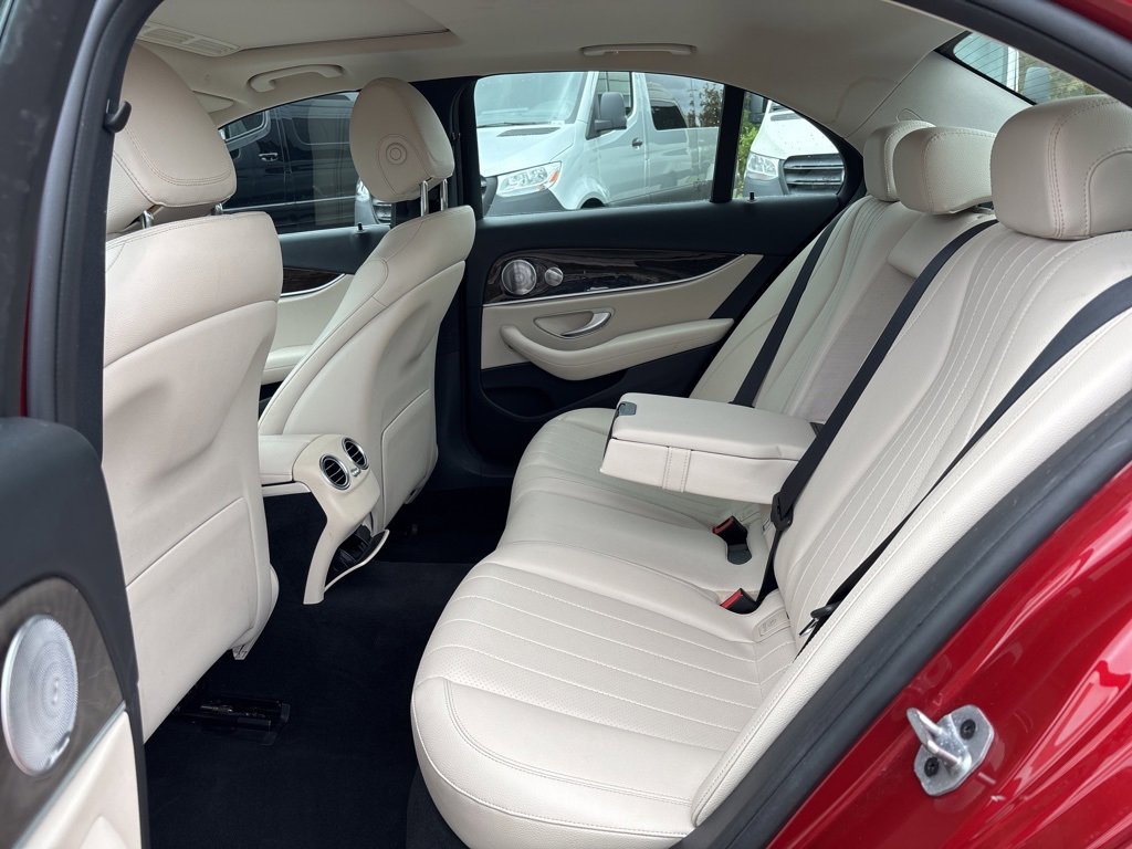 Used 2020 Mercedes-Benz E 350 Sedan image 14